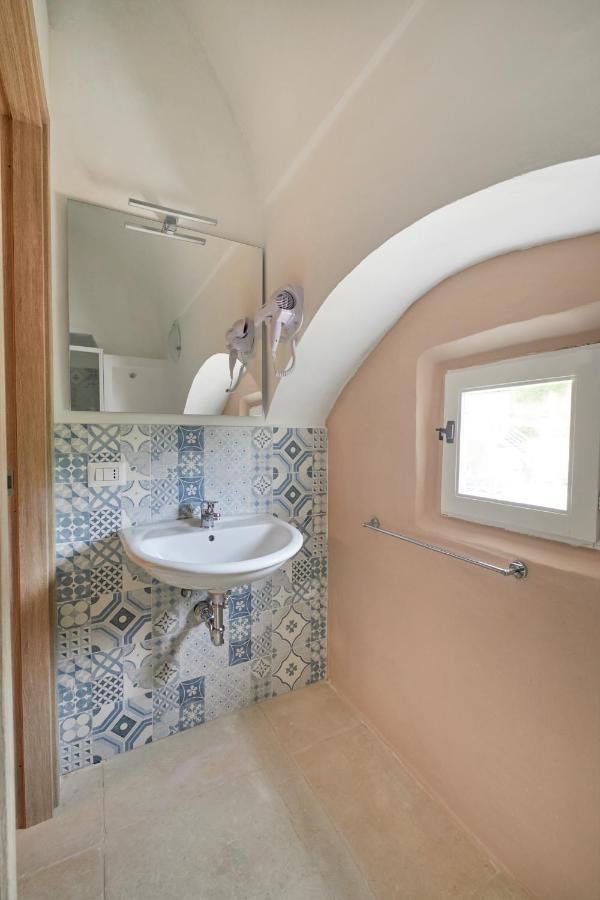 Centro Storico Rooms กัลลีโปลี ภายนอก รูปภาพ